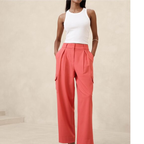 Banana Republic High-Rise Straight Twill Cargo Pant - Picture 1 of 5